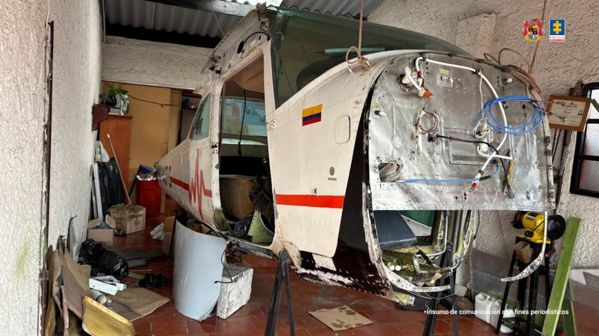 En Chía, descubierta avioneta que iba ser acondicionada para, al parecer, mover cargamentos de cocaína