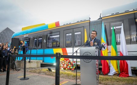 “Bienvenidos a la nueva era del transporte público en Colombia”, dice el gobernador Jorge Rey en los 212 años de Cundinamarca