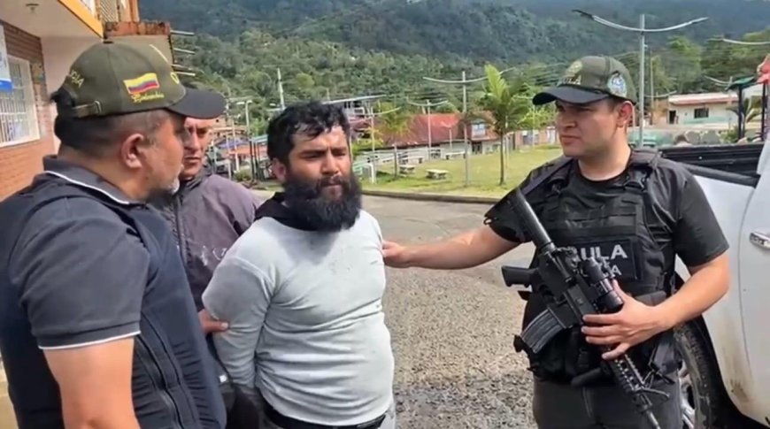 Cayó falso disidente que atemorizaba a comerciantes y mineros en Cundinamarca.