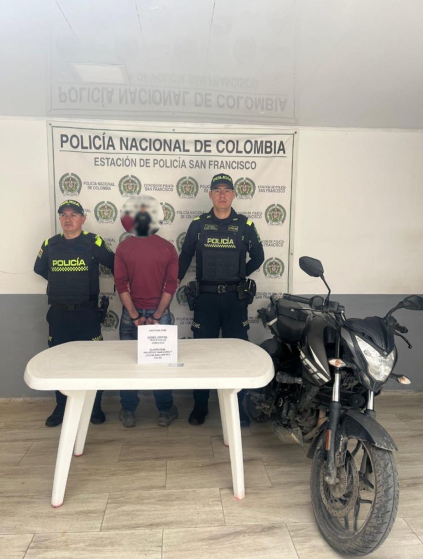 En la vía San Francisco-Supatá fue capturado individuo por falsedad en documento público y presunta tentativa de homicidio.